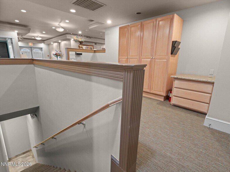 More Photos Of 441 W Plumb Ln, Reno Office For Sale