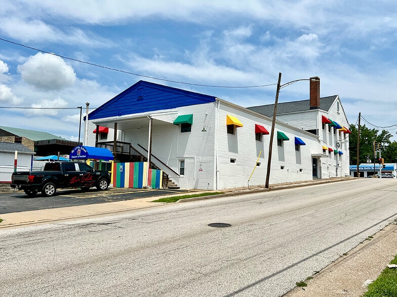 More Photos Of 423 S Illinois St, Belleville Daycare Center For Sale