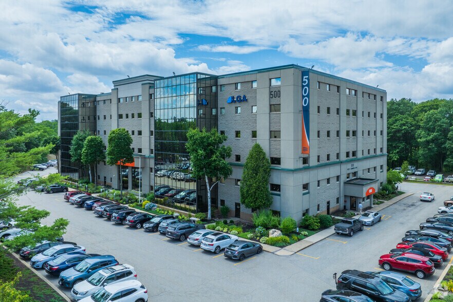 Primary Photo Of 500 W Cummings Park, Woburn Office For Lease