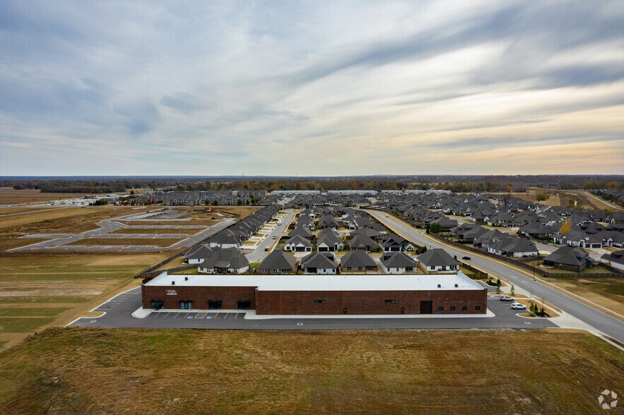 More Photos Of 12231 S 74th East Ave Ave, Bixby Unknown For Lease