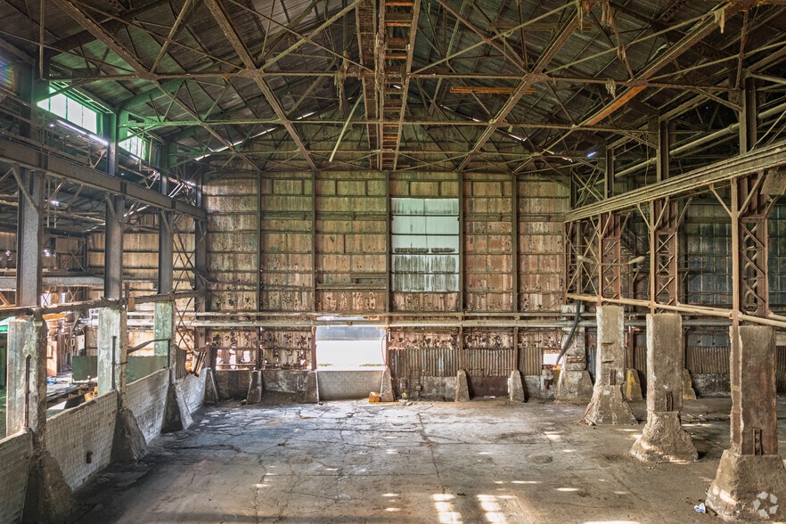 More Photos Of 5501 Pennington Ave, Baltimore Land For Lease