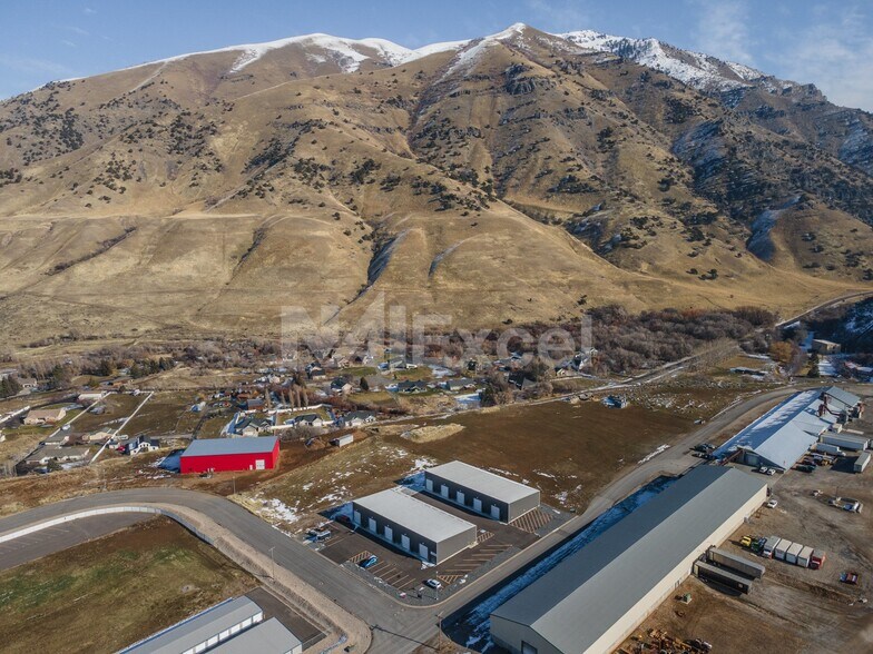 More Photos Of 1810 E Anvil Blvd, Hyrum Warehouse For Lease