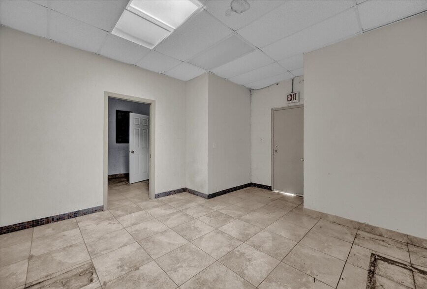 More Photos Of 1118 Pennsylvania Ave, Saint Cloud Medical For Sale