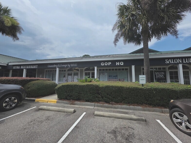 More Photos Of 149 Riverwalk Blvd, Ridgeland Storefront Retail Office For Sale