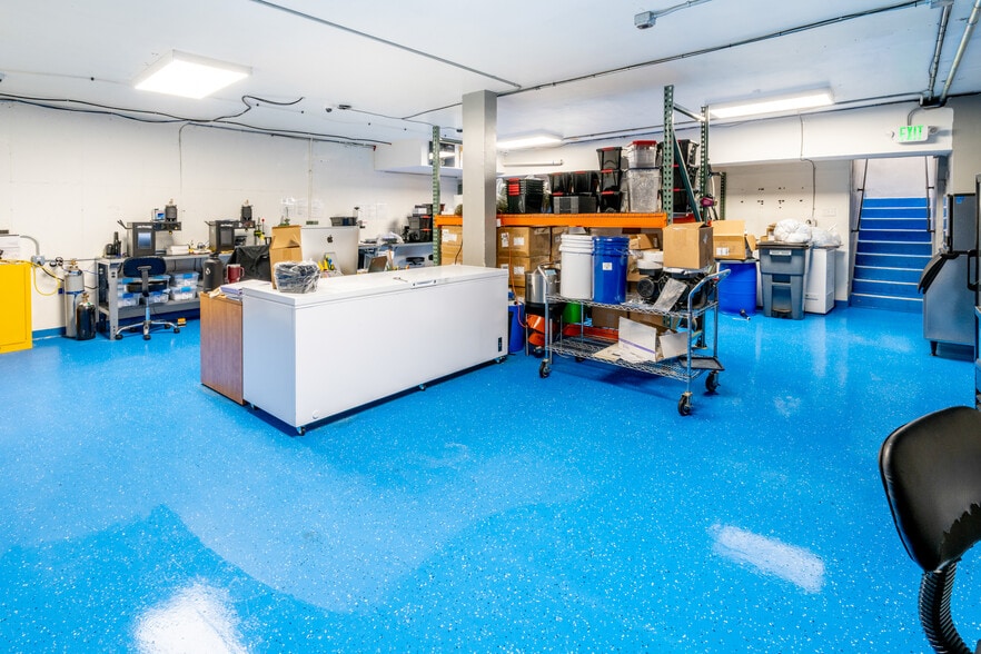 More Photos Of 711 W 8th St, Pueblo Manufacturing For Sale