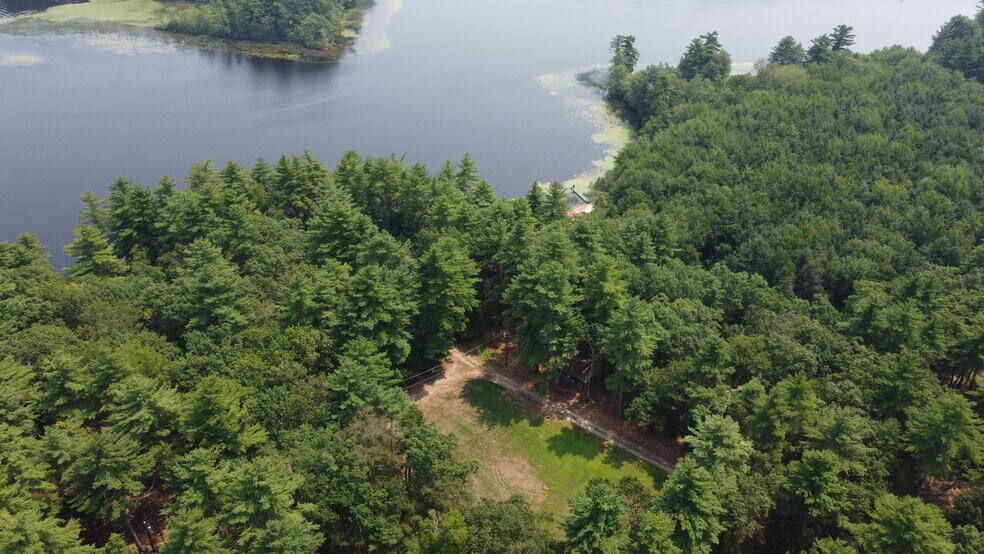 More Photos Of 12 W Shore Park Rd, Kingston Specialty For Sale