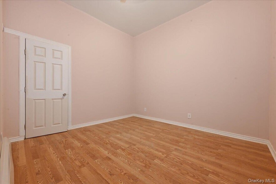 More Photos Of 126-10 Jamaica Ave, Richmond Hill Storefront Retail Residential For Sale