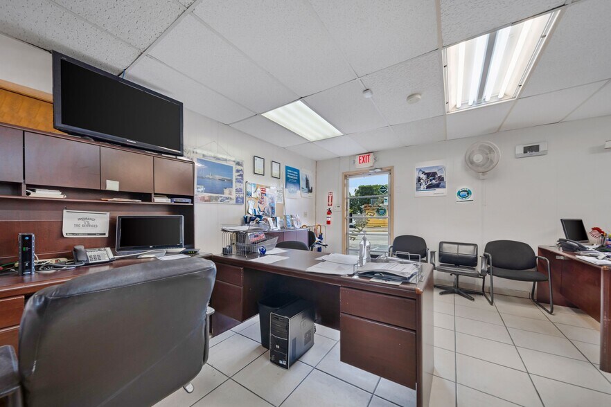 More Photos Of 5720 Hallandale Beach Blvd, West Park Freestanding For Sale