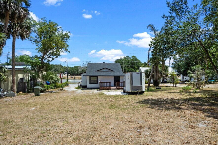 More Photos Of 209 N 14th St, Leesburg Office Residential For Sale