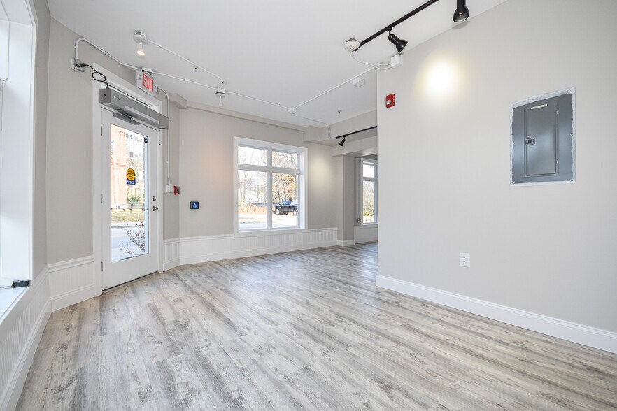 More Photos Of 15 Mechanic St, Dover Apartments For Lease