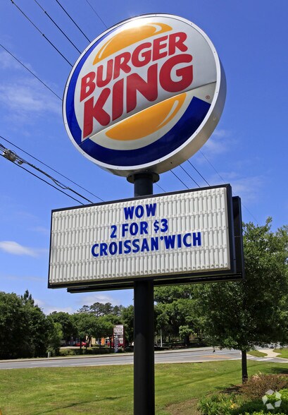 More Photos Of 3570 Apalachee Pky, Tallahassee Fast Food For Lease