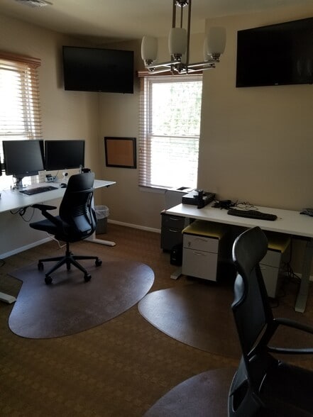 More Photos Of 19 N Bridge Ave, Red Bank Office For Lease