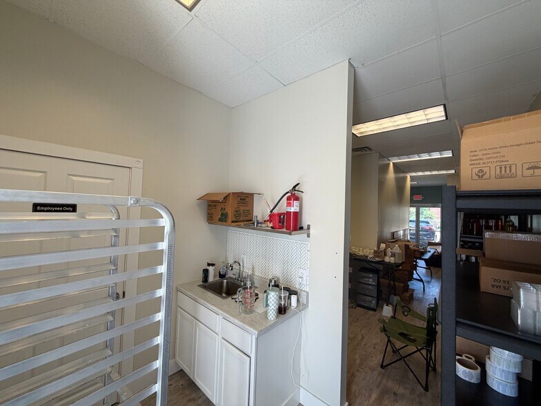 More Photos Of 4735 Lake Michigan Dr NW, Grand Rapids Storefront For Lease