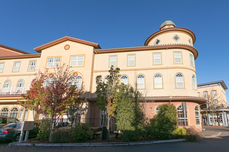 More Photos Of 220 Windsor River Rd, Windsor Apartments For Sale