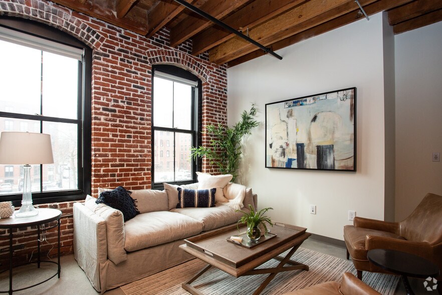 More Photos Of 24 Essex St, Haverhill Apartments For Sale