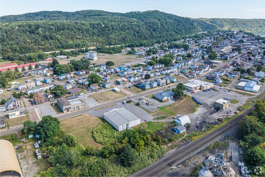 More Photos Of 1230 Main St, Wellsville Freestanding For Sale