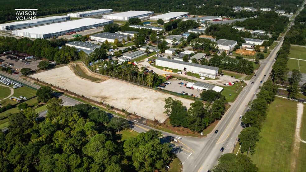 More Photos Of 8016 Commerce Center Rd, Ladson Land For Lease