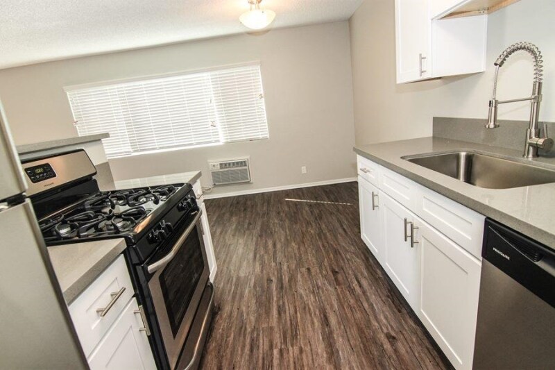 More Photos Of 2202-2208 Michigan Ave, Los Angeles Apartments For Sale
