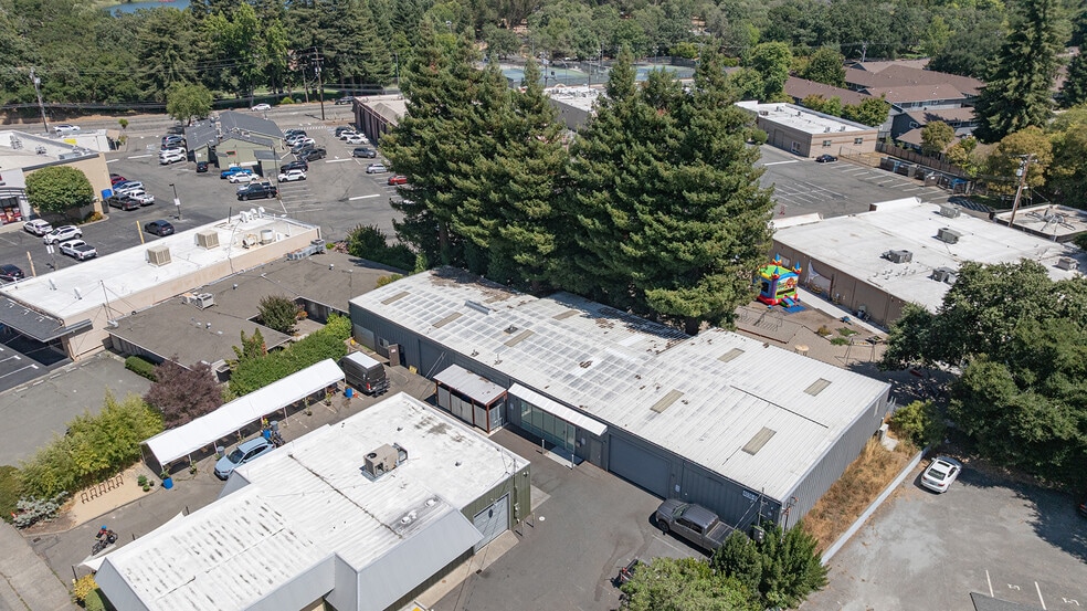 More Photos Of 4036 Montgomery Dr, Santa Rosa Warehouse For Lease