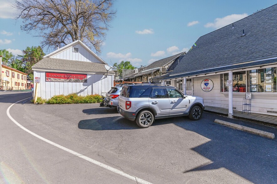 More Photos Of 435 Main St, Murphys General Retail For Sale