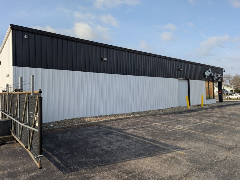 More Photos Of 3080 Cleveland Ave, Columbus Freestanding For Sale