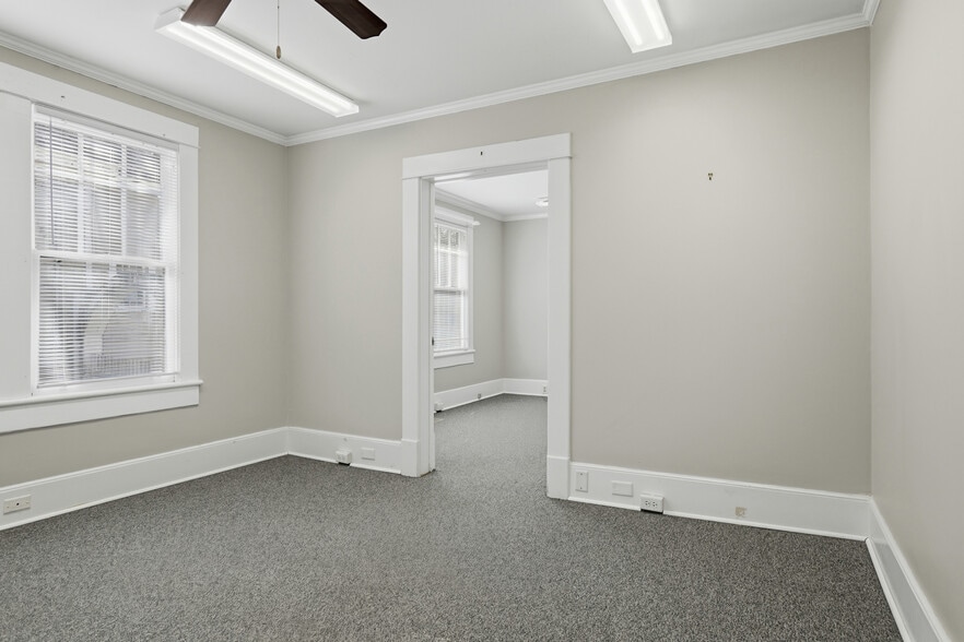 More Photos Of 615 Barlow St, Americus Healthcare For Sale