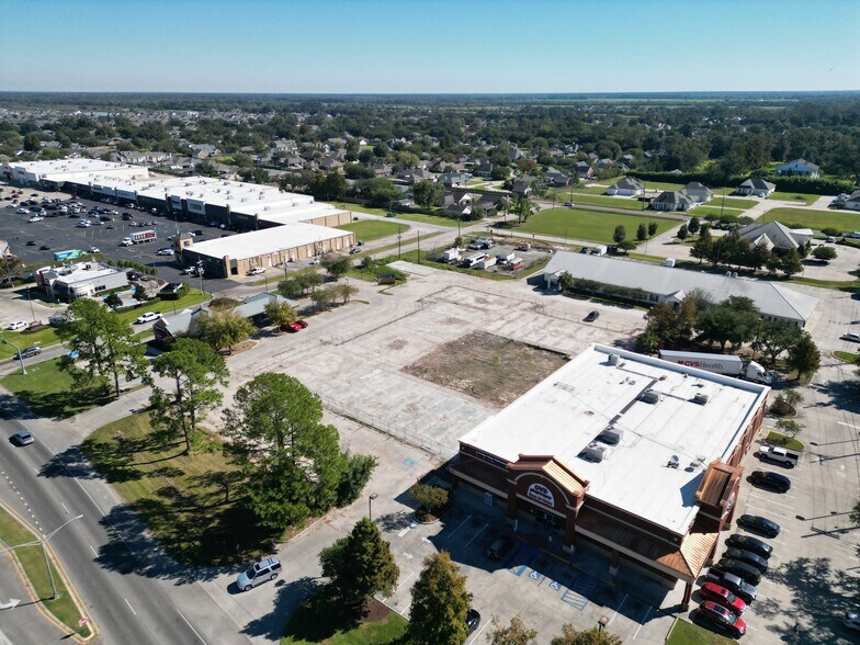 More Photos Of 203 N Canal Blvd, Thibodaux Land For Sale