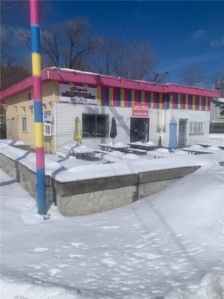 Primary Photo Of 9495 Route 32, Freehold Restaurant For Sale
