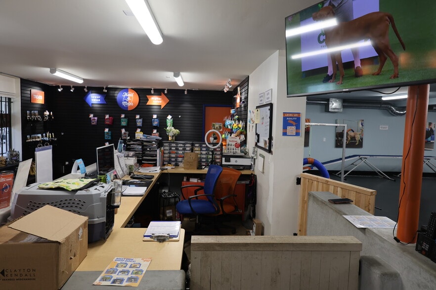 More Photos Of 2010 Hancock St, San Diego Office For Sale