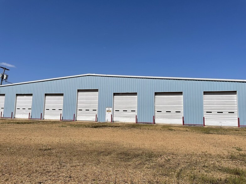 More Photos Of 5670 US-80, Jackson Manufacturing For Lease