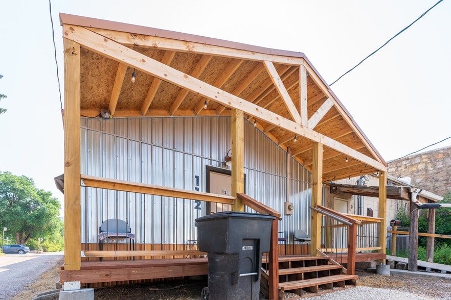 More Photos Of 112 N Chicago St, Hot Springs Light Distribution For Sale