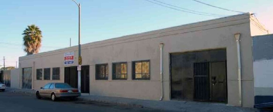 Primary Photo Of 5850 Towne Ave, Los Angeles Manufacturing For Sale