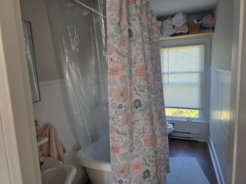 More Photos Of 12 Gay St, Rockland Apartments For Sale