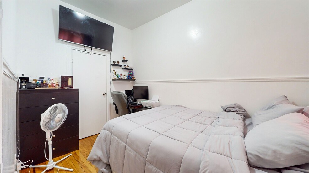 More Photos Of 603 11th St, Union City Apartments For Sale