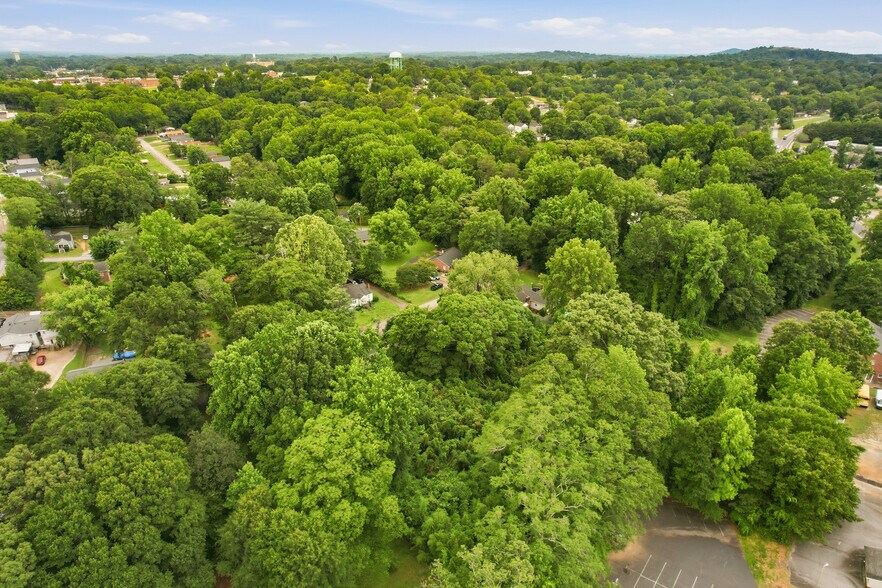 More Photos Of 117 Lucille Ave, Easley Multifamily For Sale