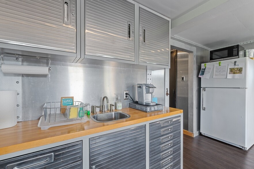More Photos Of 220 Pungo Shores, Belhaven Lodge Meeting Hall For Sale
