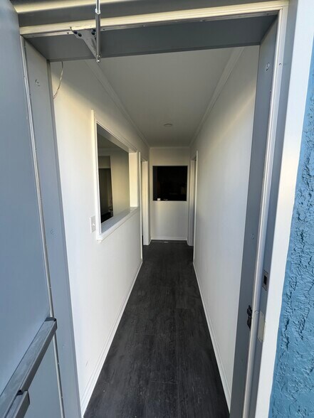 More Photos Of 121 Sykes Ave, Virginia Beach Warehouse For Lease