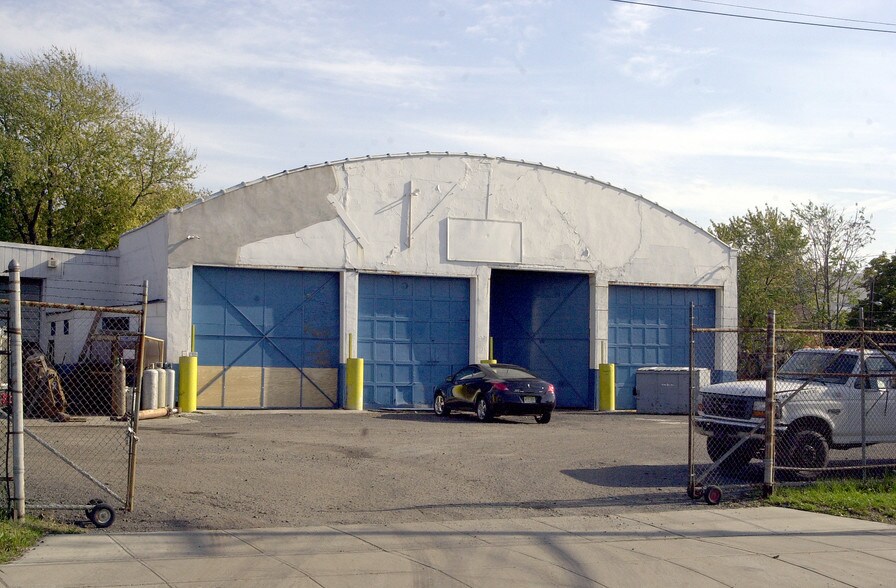 More Photos Of 3300 us highway 9, Perth Amboy Warehouse For Lease