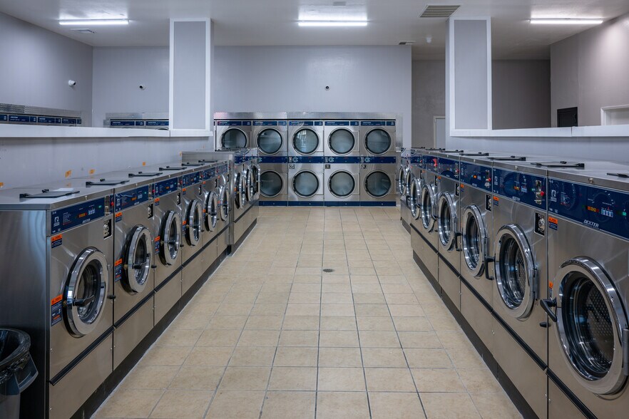 More Photos Of , Hanford General Retail For Sale