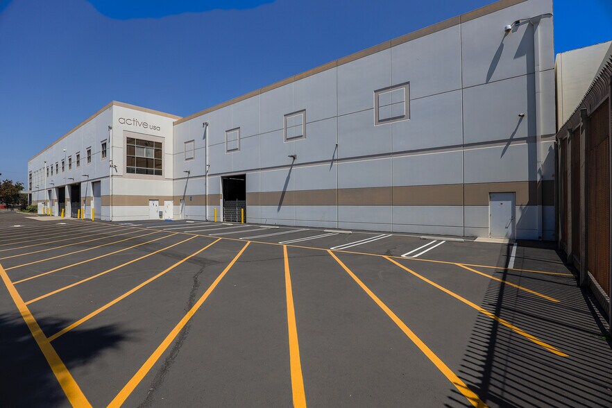 Primary Photo Of 1807 E 48th Pl, Los Angeles Warehouse For Lease