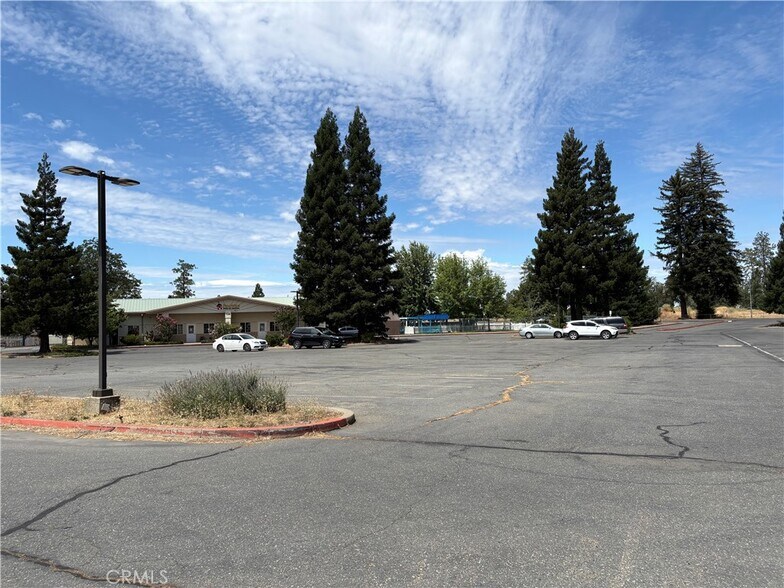 More Photos Of 7224 Skyway, Paradise Land For Sale