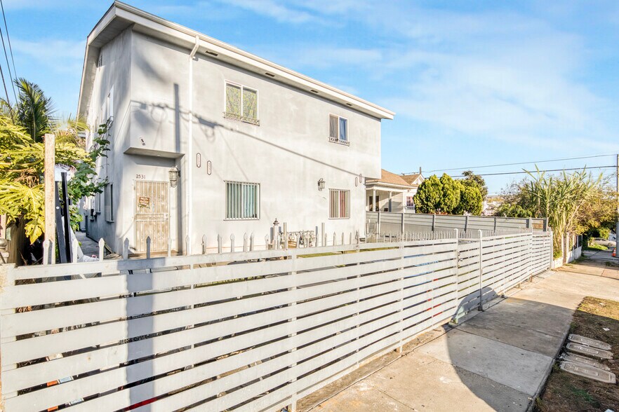 More Photos Of 2531 Folsom St, Los Angeles Apartments For Sale