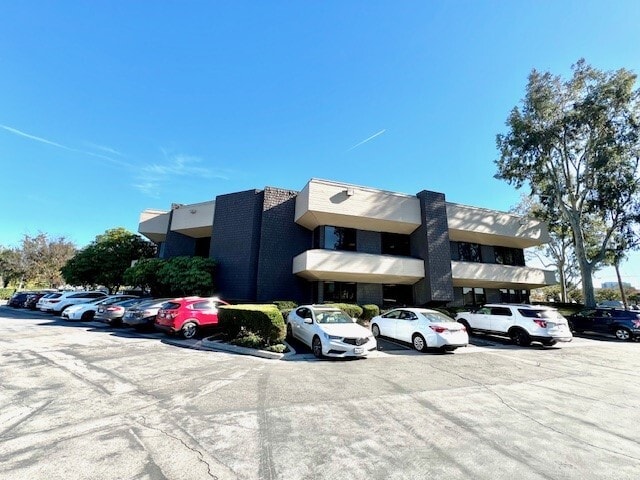 More Photos Of 17682 Mitchell N, Irvine Office For Lease