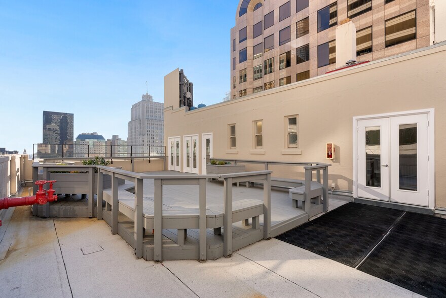 More Photos Of 601-605 Market St, San Francisco Office For Lease