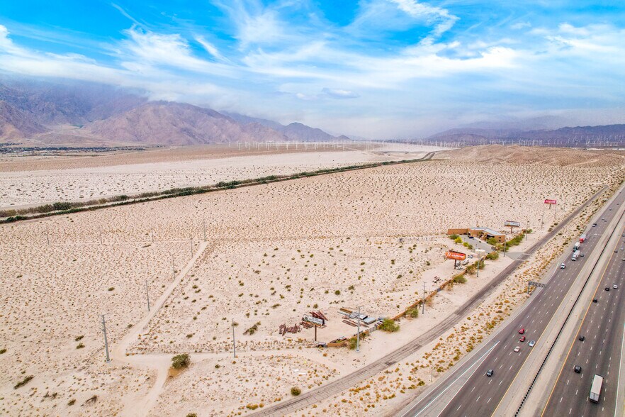 More Photos Of 3301 Micro Pl, Palm Springs Manufacturing For Lease