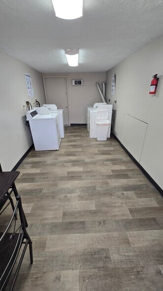 More Photos Of 1001 N 29th St, Omaha Apartments For Sale