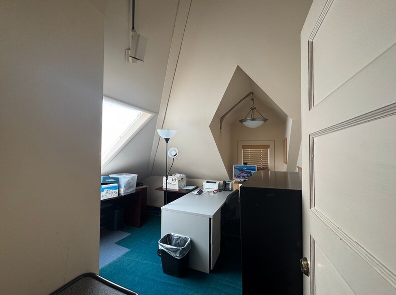 More Photos Of 62 Bowman Ave, Rye Town Office For Lease