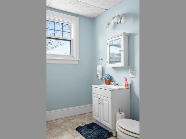 More Photos Of 871-873 Harris Ave, Woonsocket Religious Facility For Sale