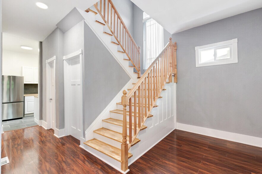 More Photos Of 1579 Franklin St, Denver Apartments For Sale