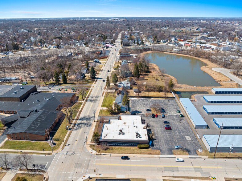 More Photos Of 1751 Deckner Ave, Green Bay Medical For Sale